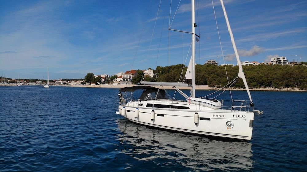 Bavaria Cruiser 37 | Polo