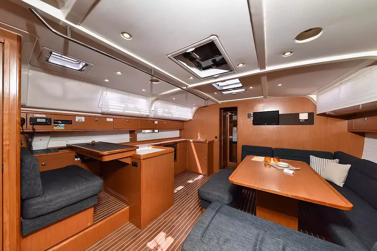 Bavaria Cruiser 51 | Yolo