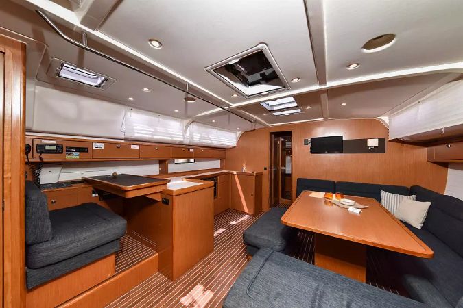 Bavaria Cruiser 51 | Yolo