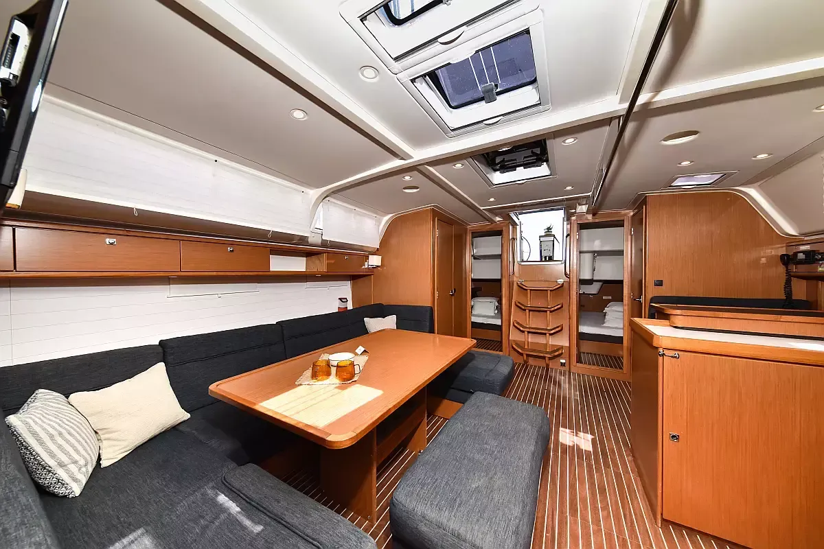 Bavaria Cruiser 51 | Yolo