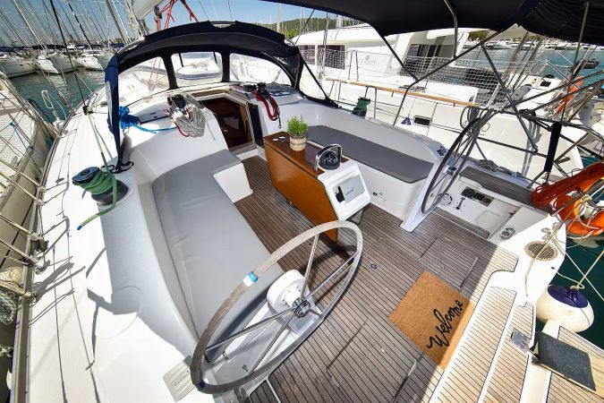 Bavaria Cruiser 51 | Yolo