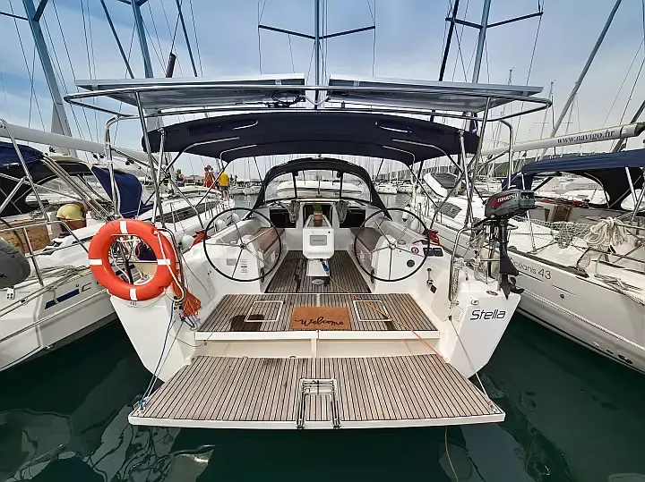 Dufour 410 | Stella