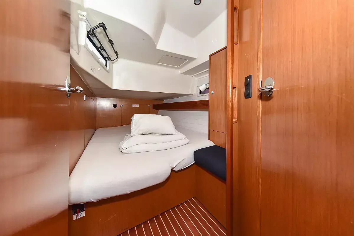 Bavaria Cruiser 45 | Controvento