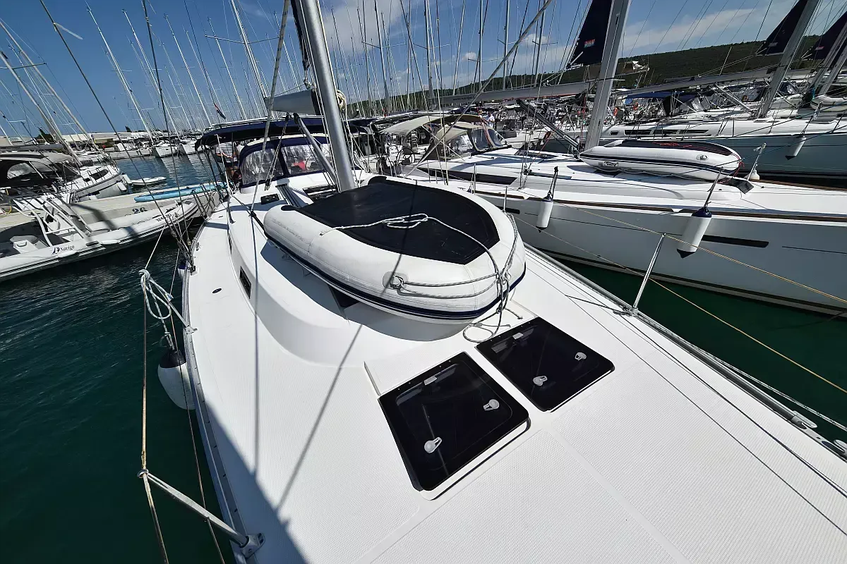 Bavaria Cruiser 45 | Controvento
