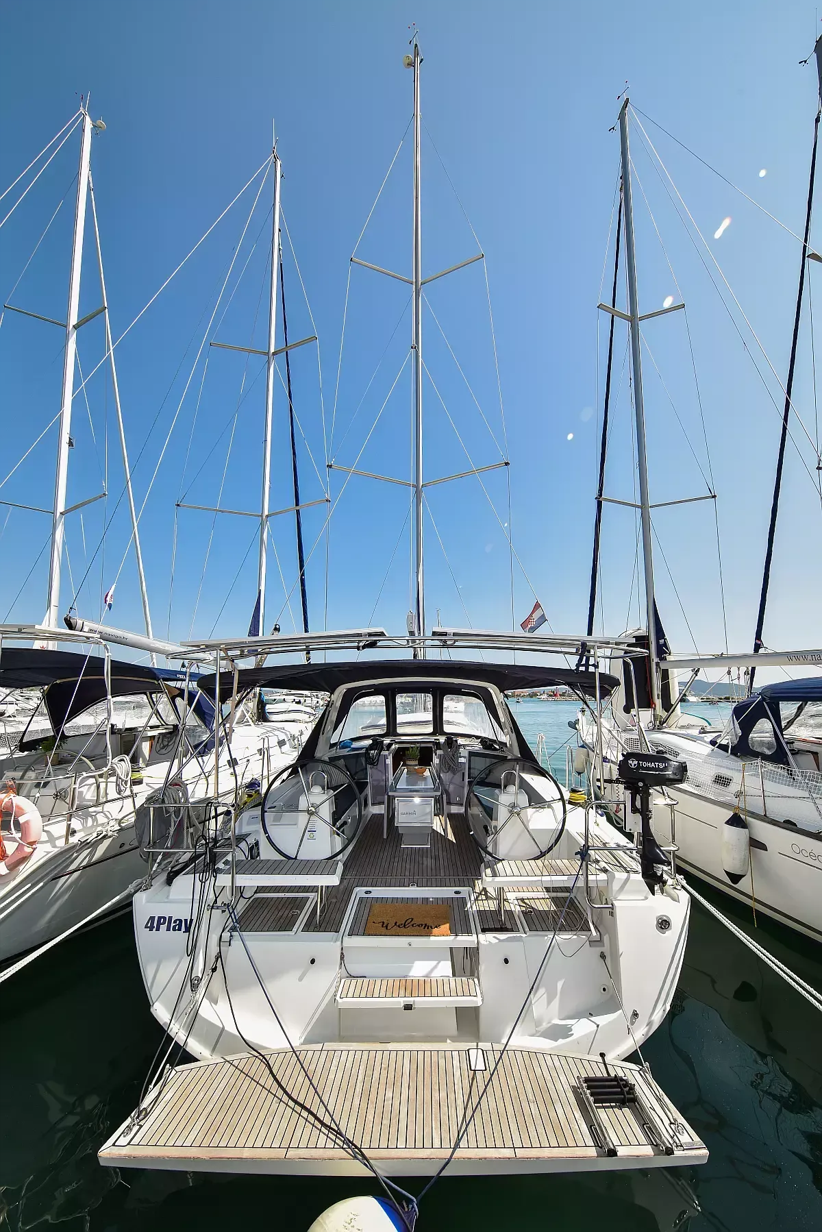 Beneteau Oceanis 41.1 | 4Play