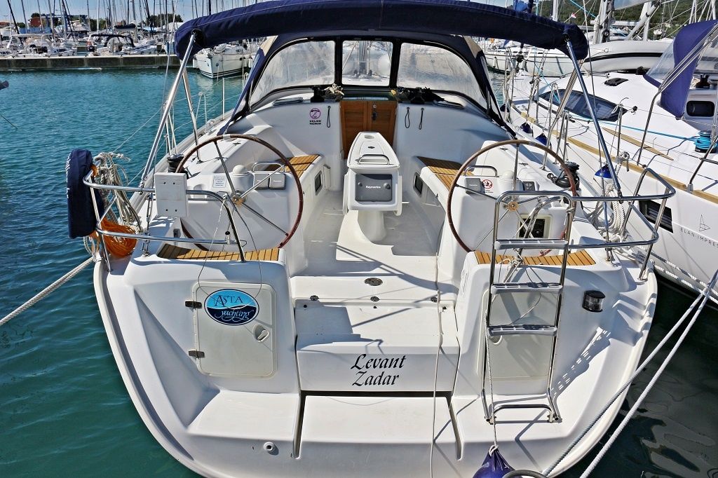 Beneteau Cyclades 43.4 | Levant