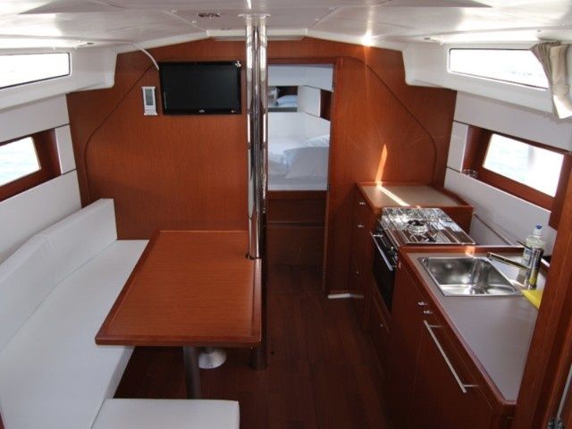 Beneteau Oceanis 38 | Fede
