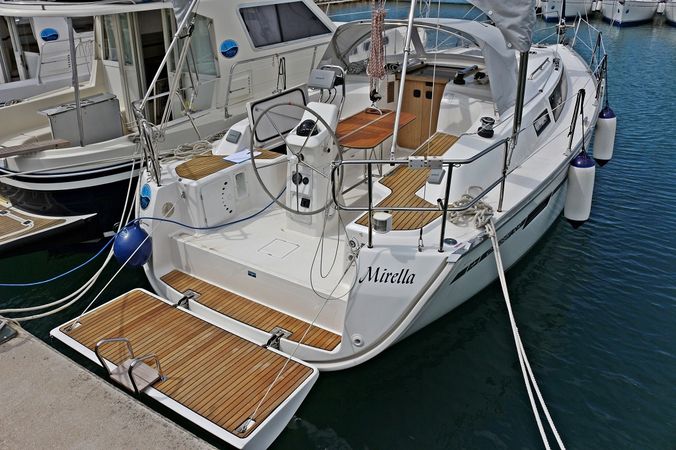Bavaria Cruiser 33 | Mirella