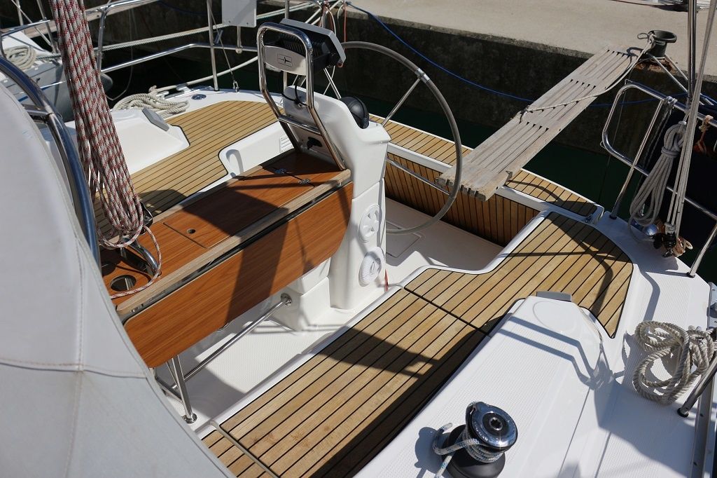 Bavaria Cruiser 33 | Mirella