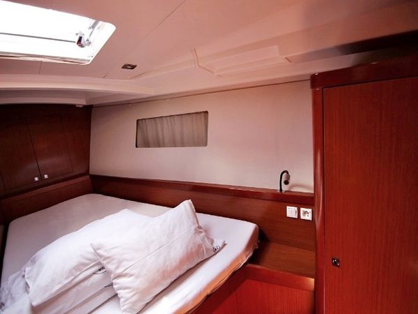Beneteau Oceanis 45 | Golden Dreams
