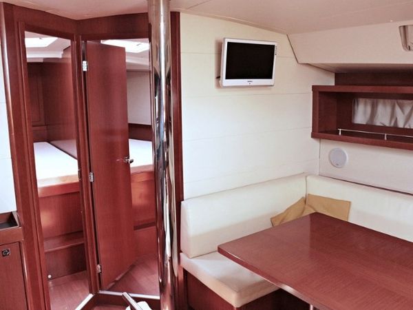 Beneteau Oceanis 45 | Golden Dreams