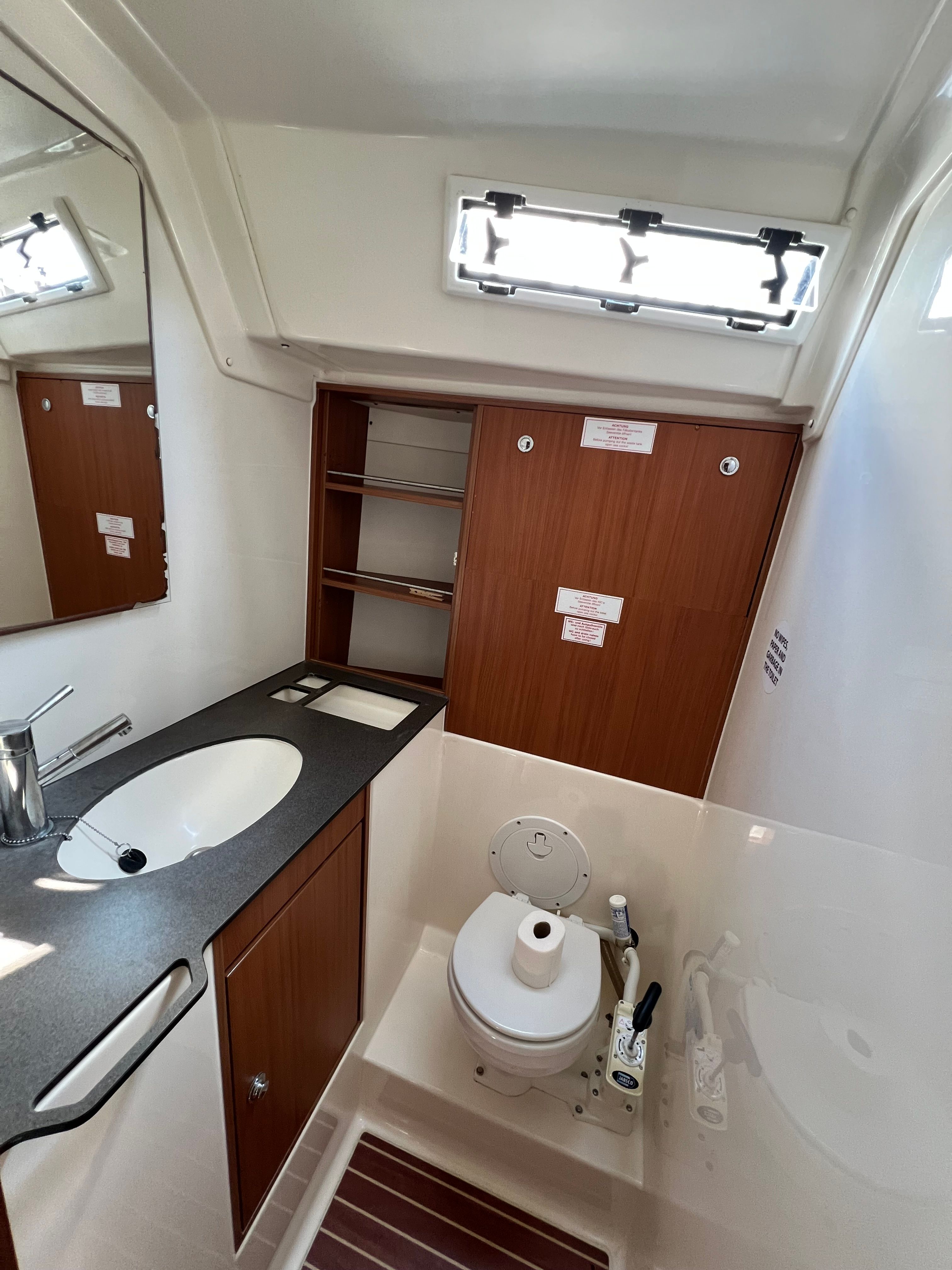 Bavaria Cruiser 45 | Enya