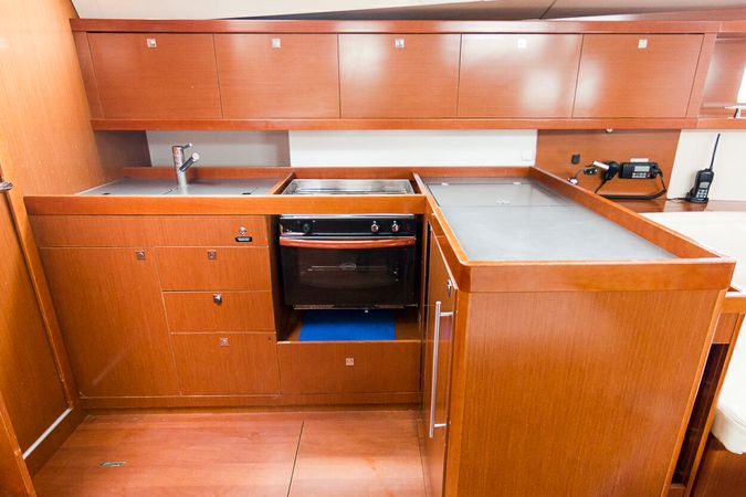 Beneteau Oceanis 41 | Katalina