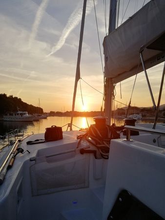 Lagoon 450 F | Red Twin