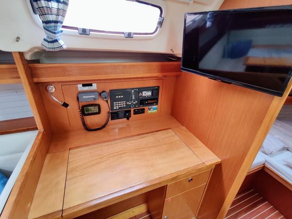 Bavaria 47 Cruiser | Gin and Tonic