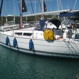 Jeanneau Sun Odyssey 32i | Little Hanni