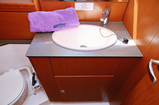 Bavaria Cruiser 56 | El Karinjo