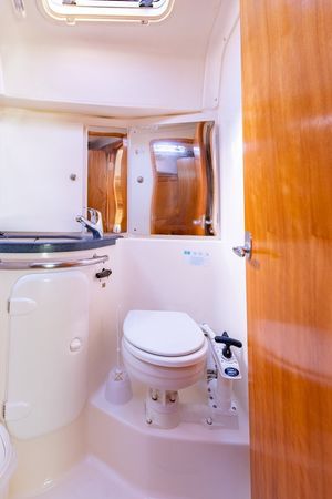 Bavaria Cruiser 37 | Funky