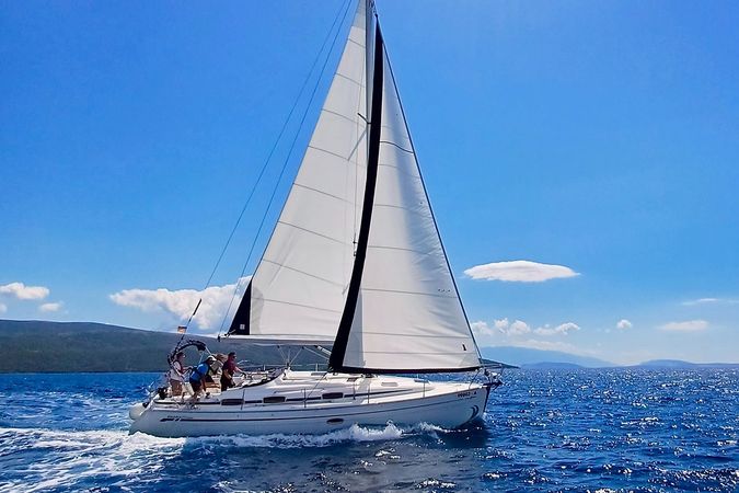 Bavaria Cruiser 37 | Funky