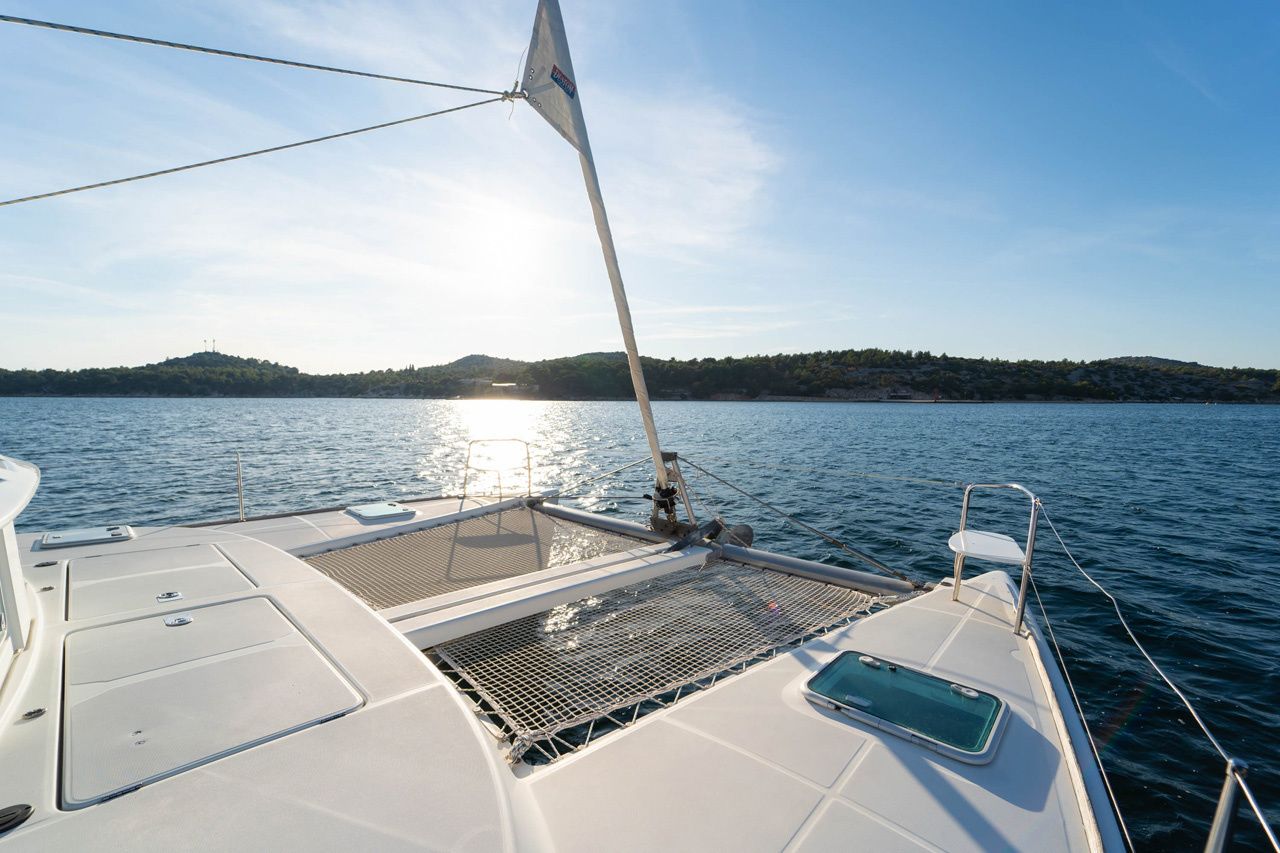 Lagoon 380 | Twin Star