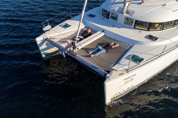 Lagoon 380 | Twin Star