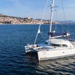 Lagoon 380 | Twin Star