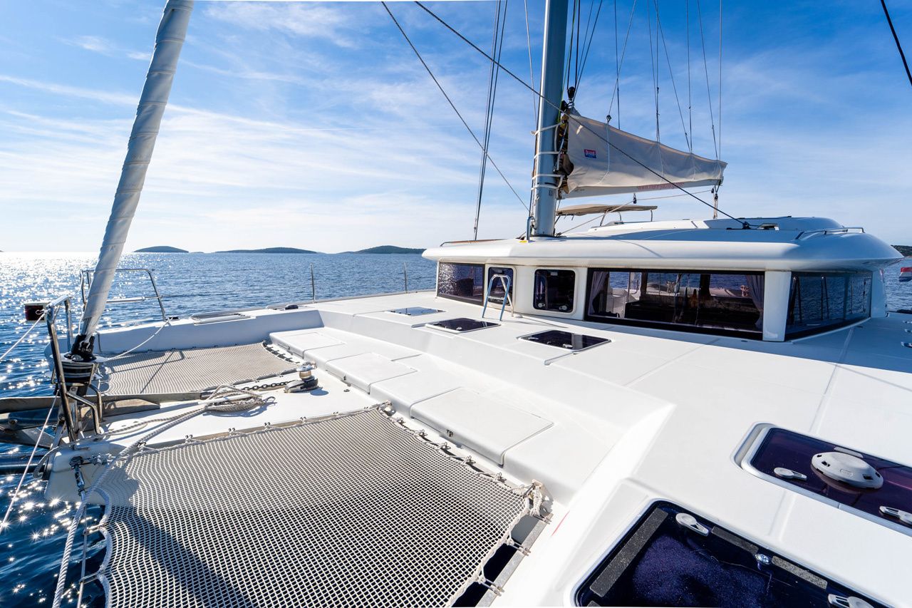 Lagoon 421 | Patch Work