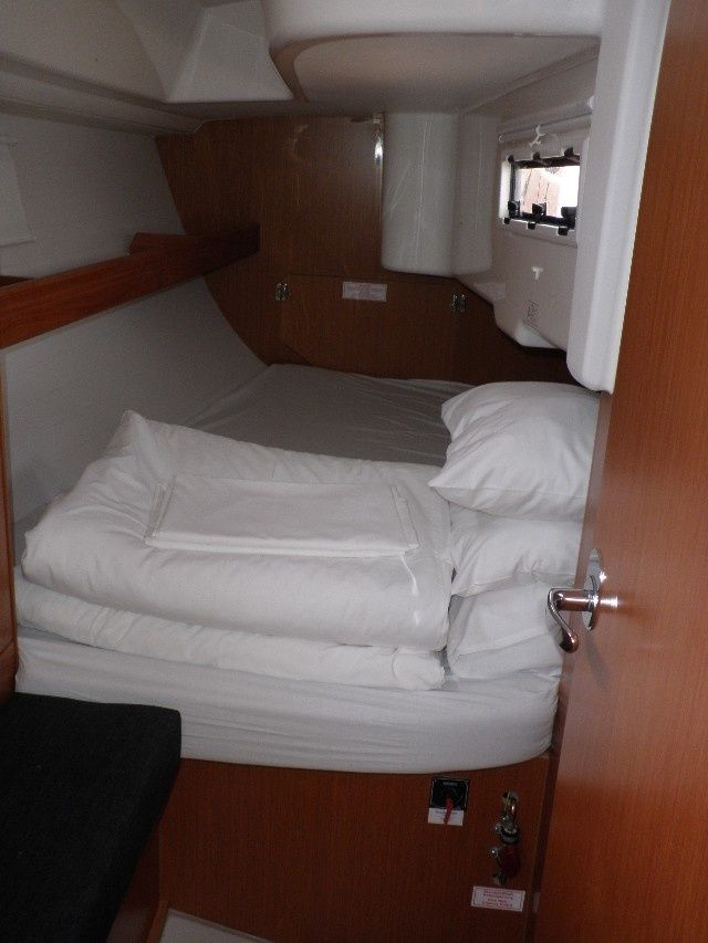 Bavaria Cruiser 33 | Girica