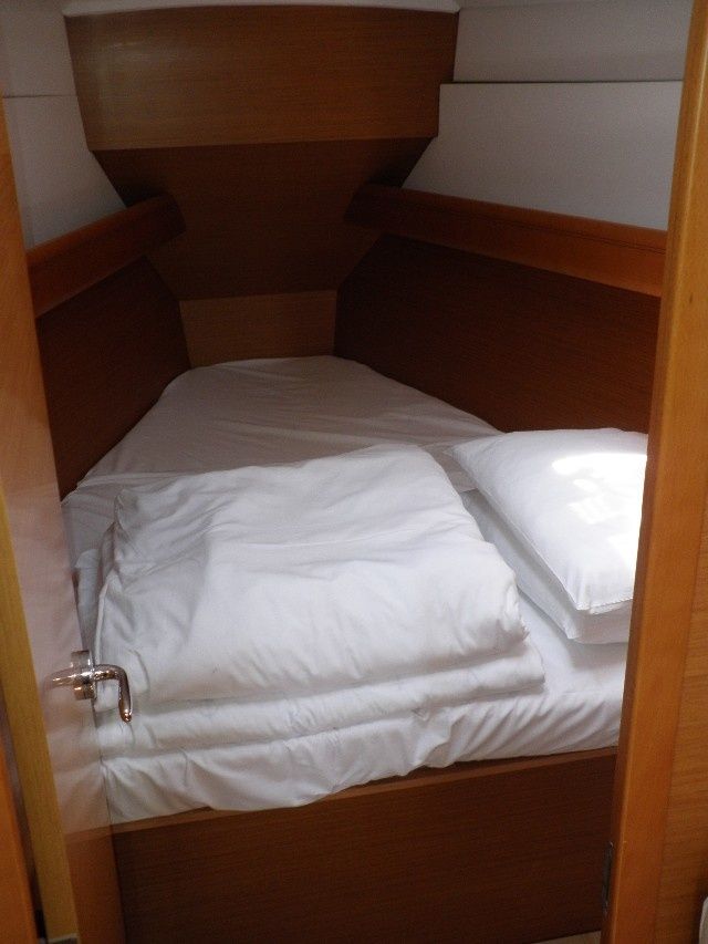 Jeanneau Sun Odyssey 379 | Paloma