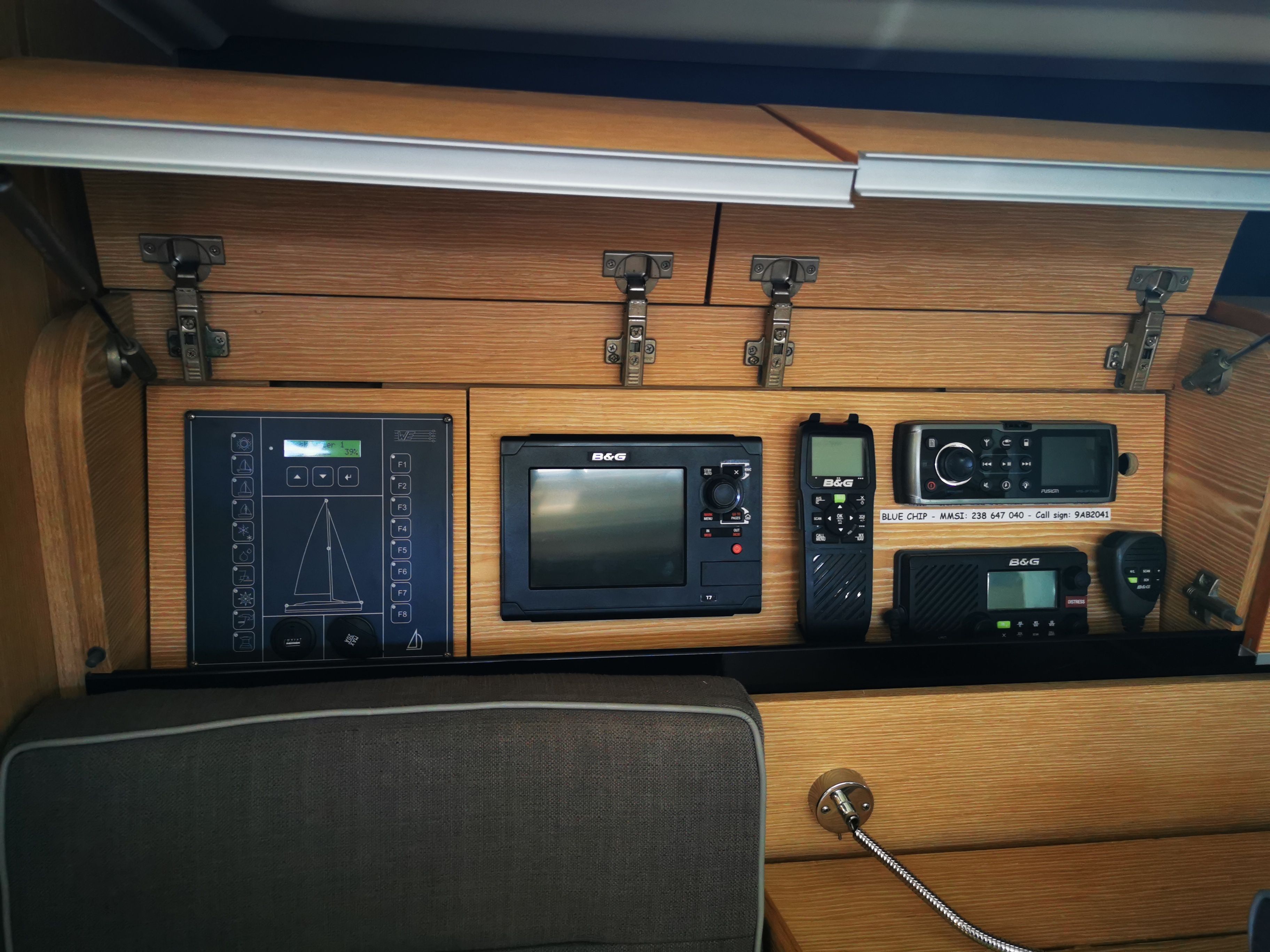 Dehler 38 | Redshift