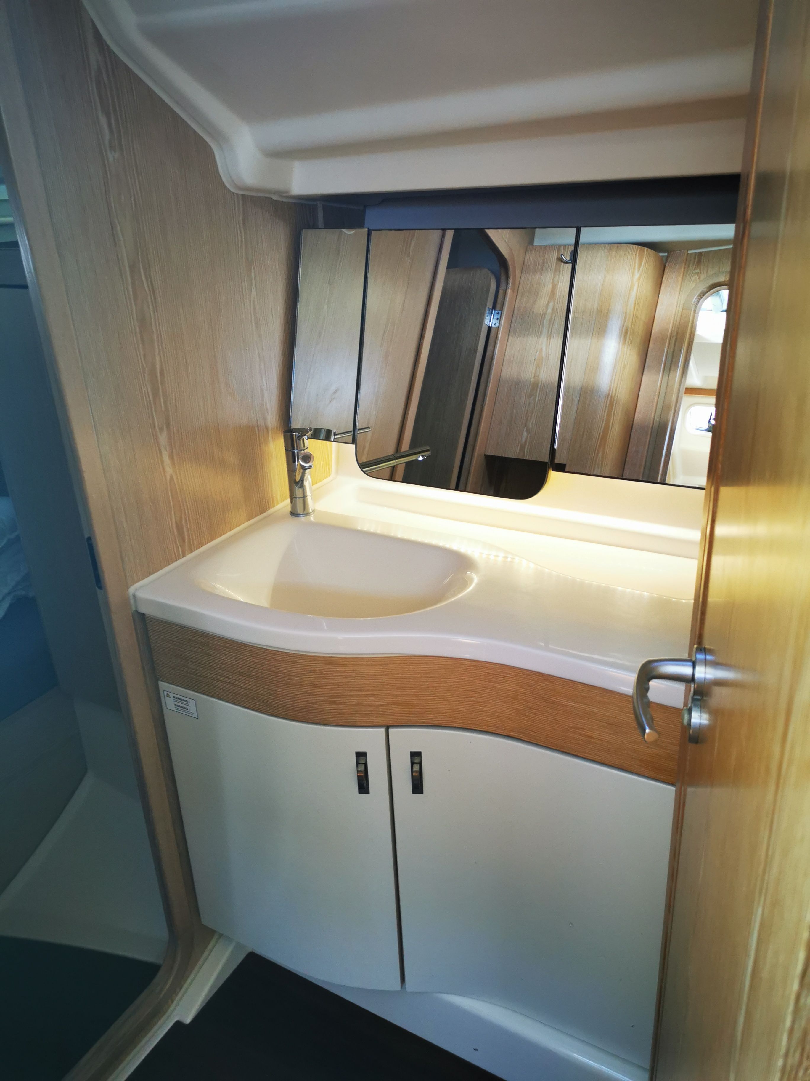 Dehler 38 | Redshift