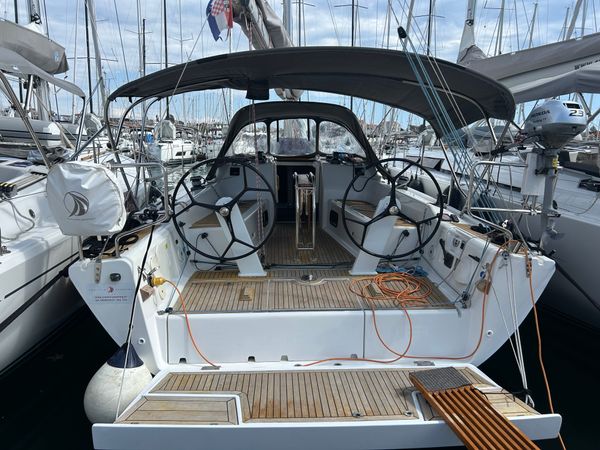 Dehler 38 | Redshift