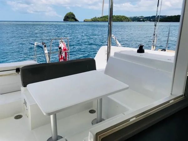 Lagoon 39 | Willow Dew