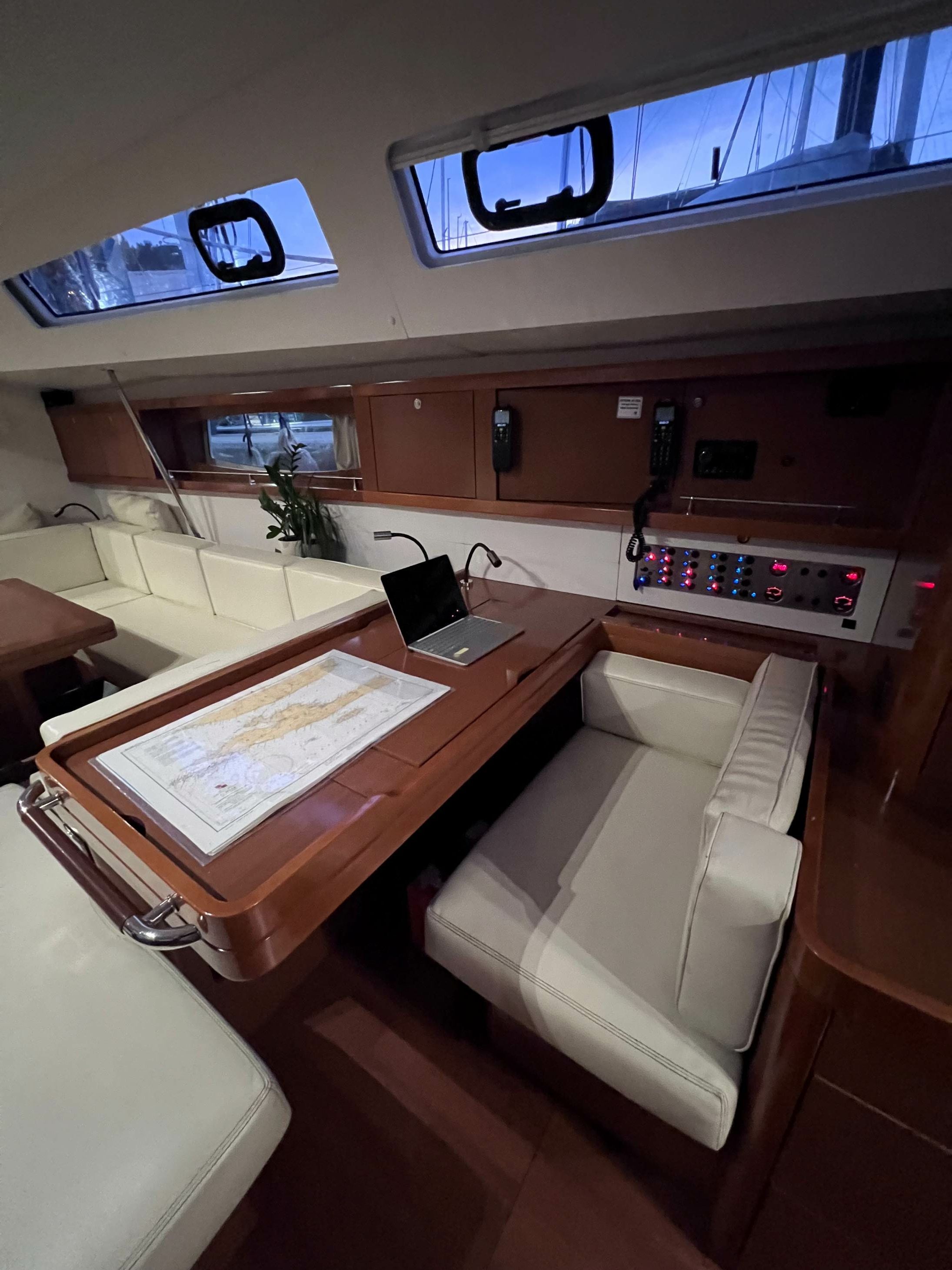 Beneteau Oceanis 60 | Eol 1