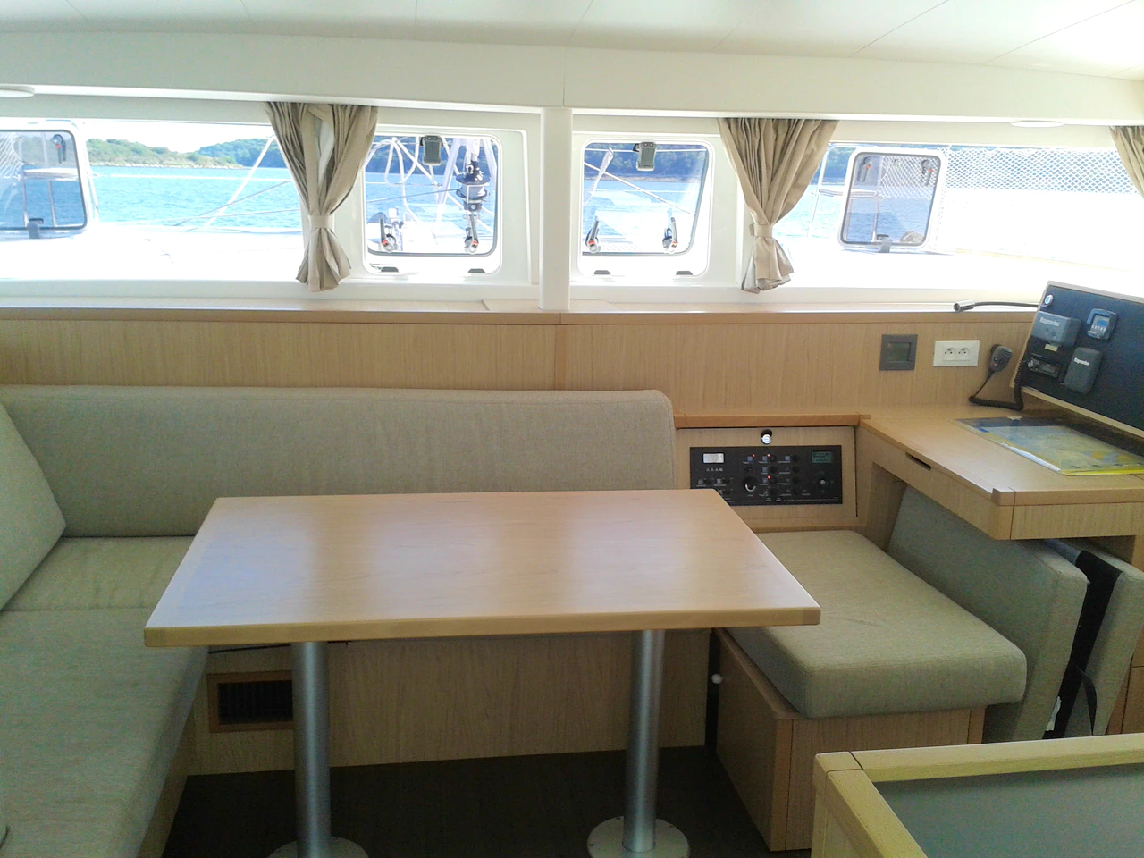 Lagoon 400 S2 | Evelina