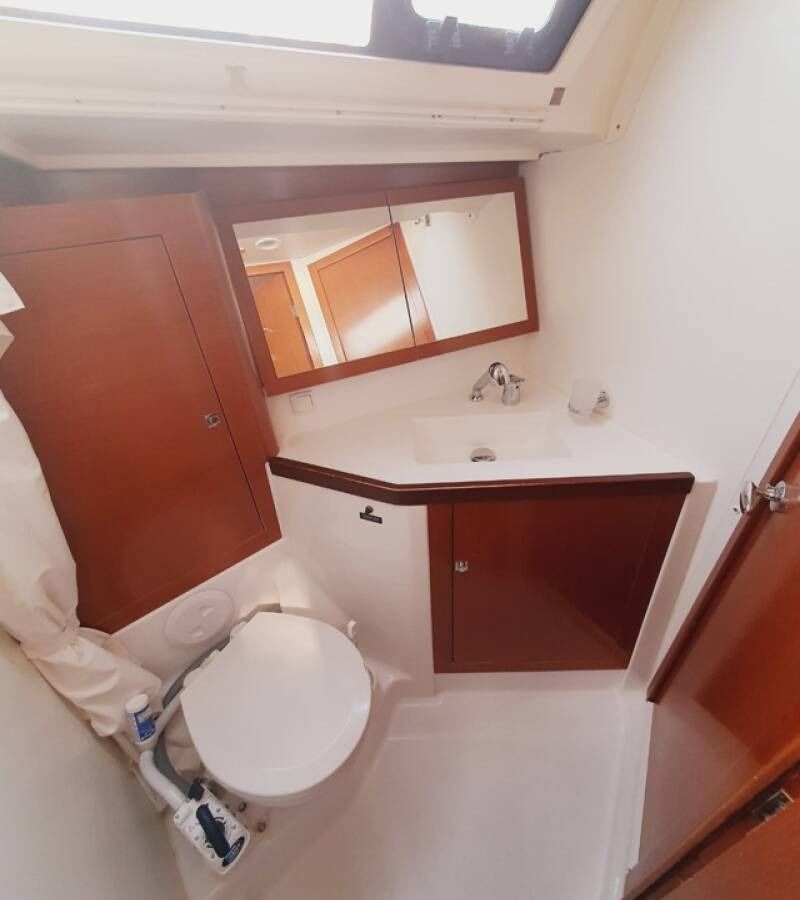 Beneteau Oceanis 45 | Mediterraneo