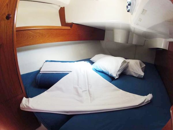 Jeanneau Sun Odyssey 35 | Valerina
