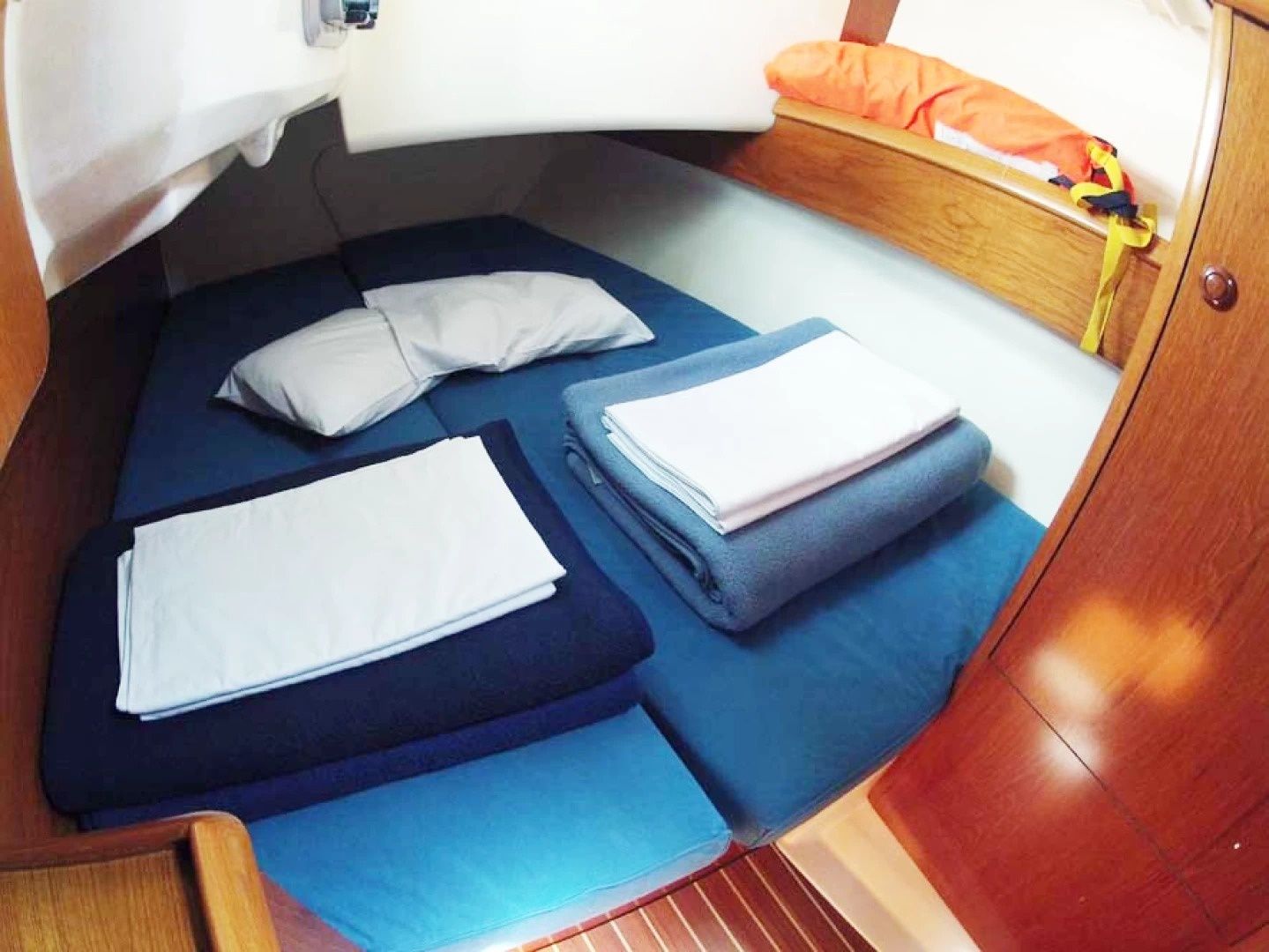 Jeanneau Sun Odyssey 35 | Valerina
