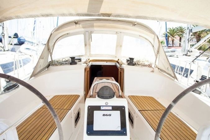 Bavaria Cruiser 37 | Nancy