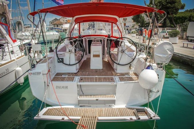 Beneteau Oceanis 35 | DalMar