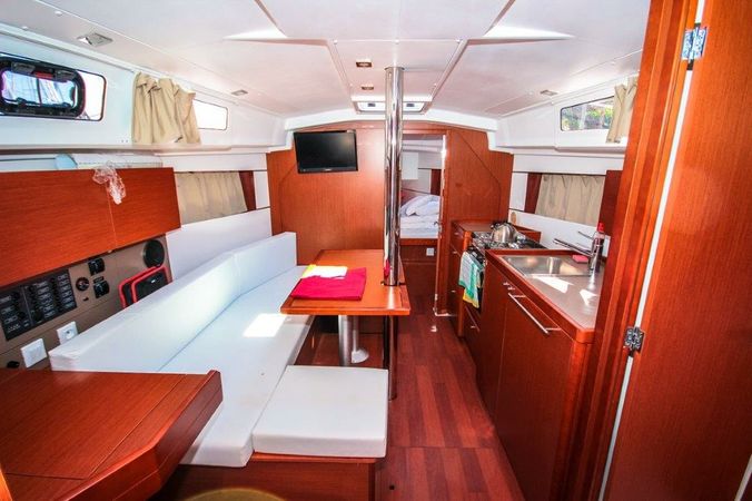 Beneteau Oceanis 35 | DalMar