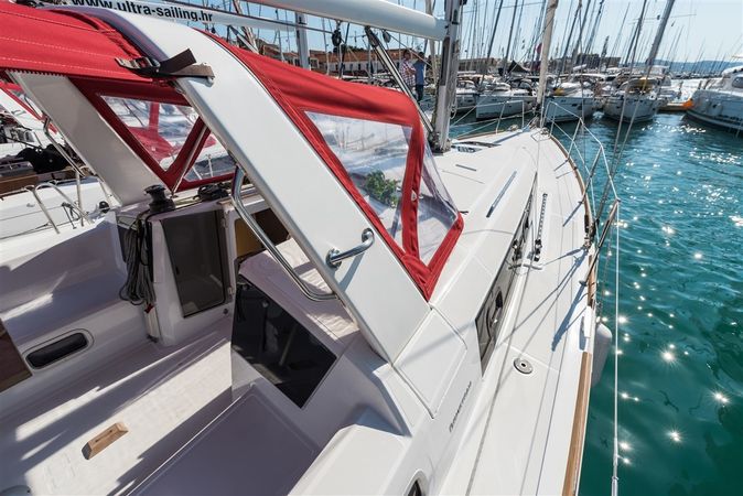Beneteau Oceanis 38 | Rusalka