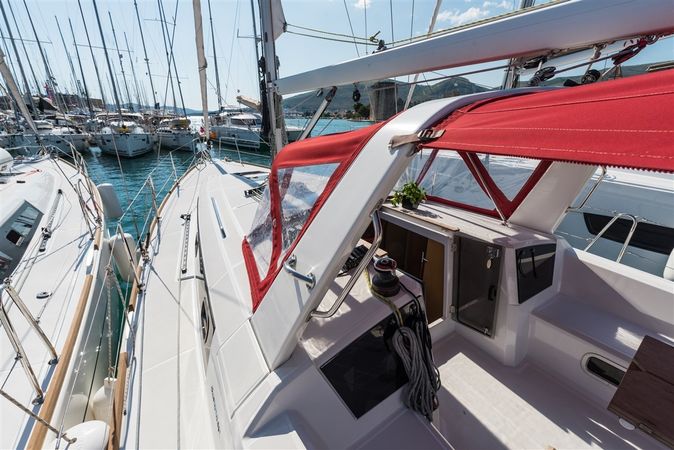 Beneteau Oceanis 38 | Rusalka