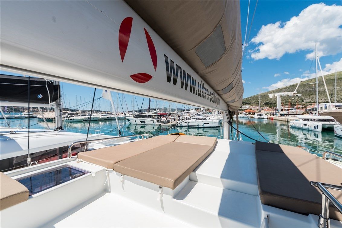 Fountaine Pajot Saba 50 | Sunshine Reggae