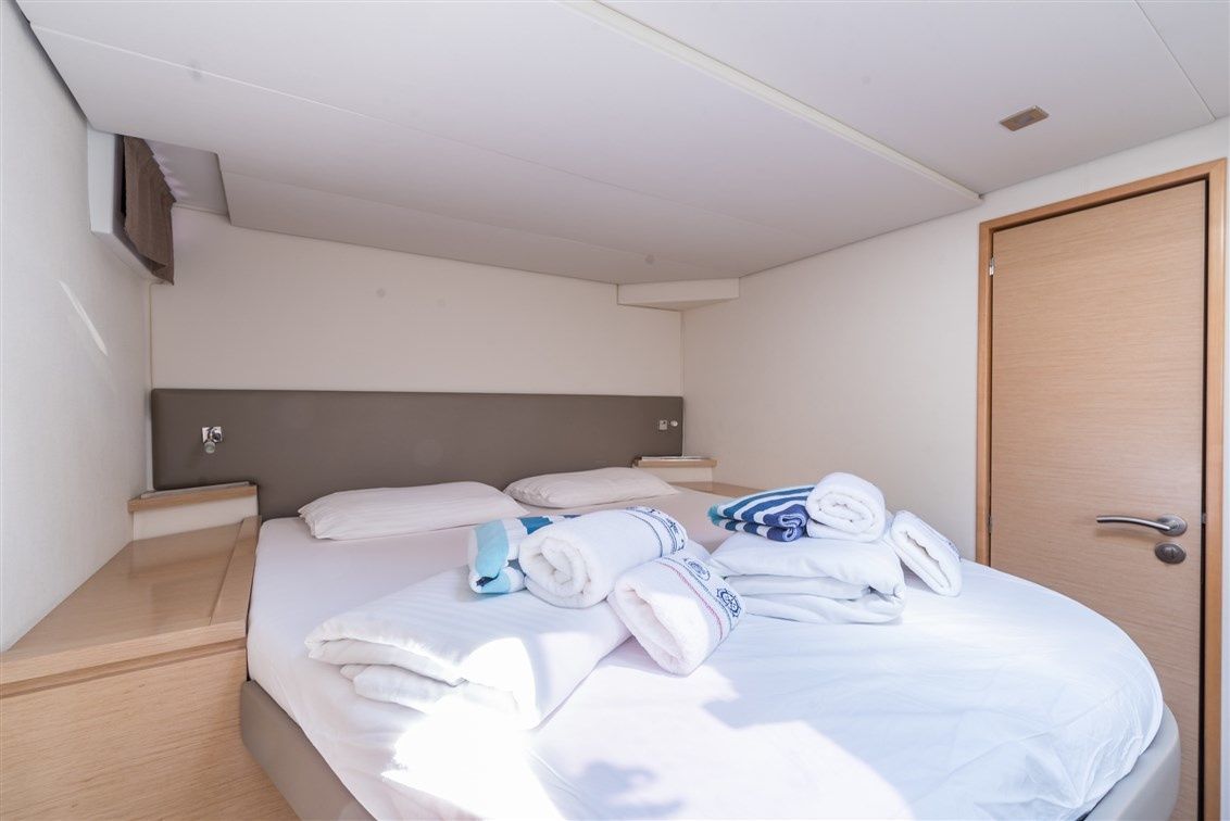 Fountaine Pajot Saba 50 | Sunshine Reggae