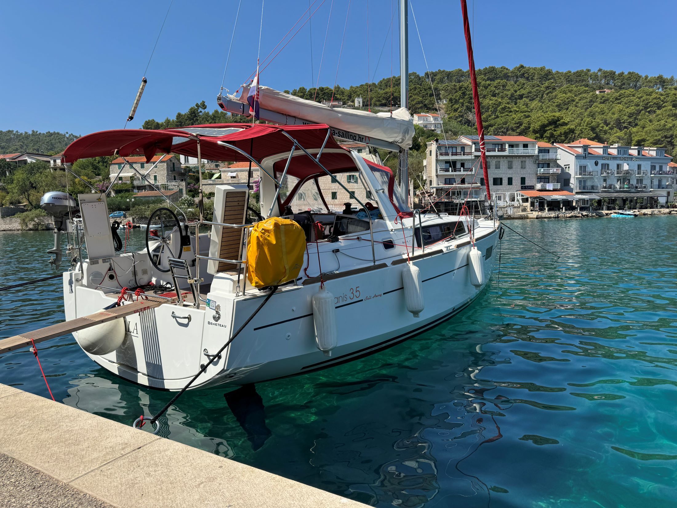 Beneteau Oceanis 35 | Gala