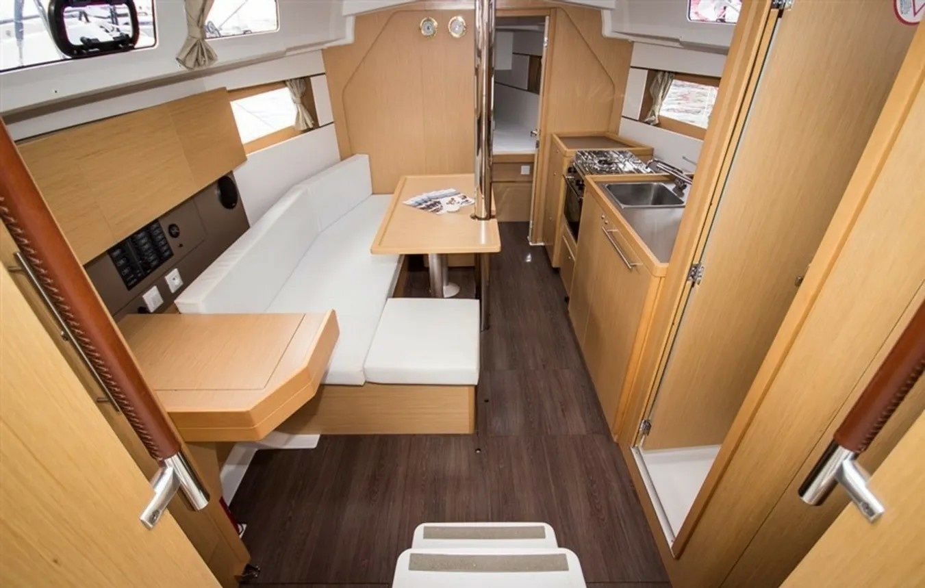 Beneteau Oceanis 35 | Gala