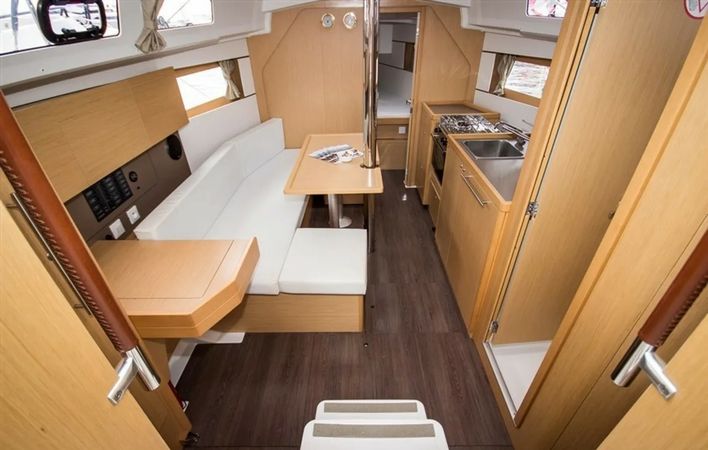 Beneteau Oceanis 35 | Gala