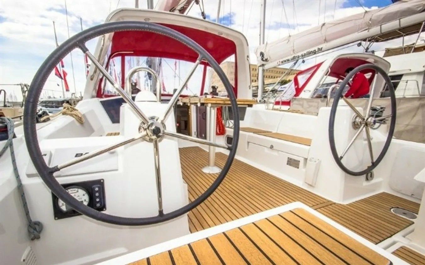 Beneteau Oceanis 35 | Gala
