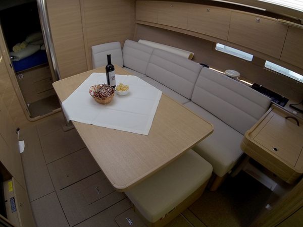 Dufour 382 | Sveti Ivan